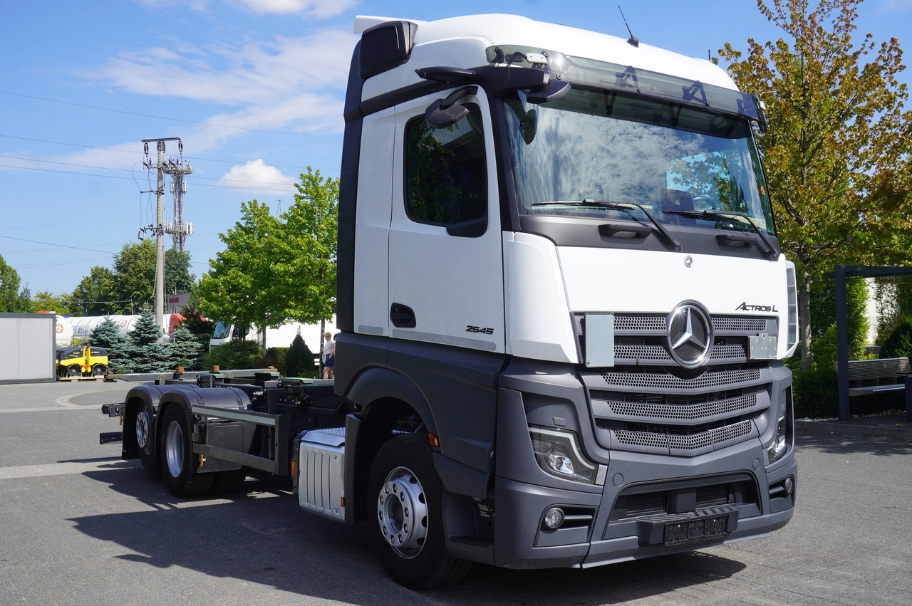 MERCEDES-BENZ Actros L 2545 MP5 / BDF / 2022 / 290 tho. km - Контейнеровоз/ Сменна каросерия камион: снимка 4 MERCEDES-BENZ Actros L 2545 MP5 / BDF / 2022 / 290 tho. km - Контейнеровоз/ Сменна каросерия камион: снимка 4