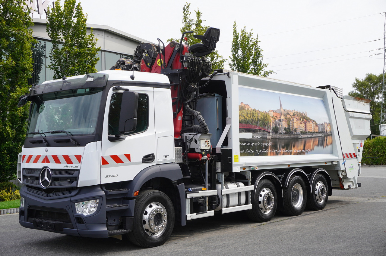 MERCEDES-BENZ Antos 3240 8x2 / Tajfun 5T crane / Farid Industries garbage truck/ 3 steered axles - Каналопочистваща машина: снимка 3 MERCEDES-BENZ Antos 3240 8x2 / Tajfun 5T crane / Farid Industries garbage truck/ 3 steered axles - Каналопочистваща машина: снимка 3