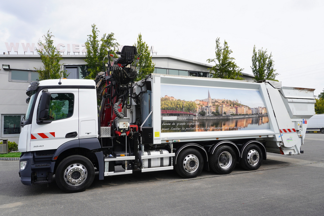 MERCEDES-BENZ Antos 3240 8x2 / Tajfun 5T crane / Farid Industries garbage truck/ 3 steered axles - Боклукчийска кола: снимка 5 MERCEDES-BENZ Antos 3240 8x2 / Tajfun 5T crane / Farid Industries garbage truck/ 3 steered axles - Боклукчийска кола: снимка 5