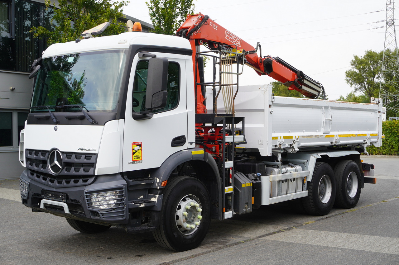 MERCEDES-BENZ Arocs 2636 / 6x4 / HDS Fassi / 3-Way Tipper / Bortmatic - Самосвал камион, Камион с кран: снимка 4 MERCEDES-BENZ Arocs 2636 / 6x4 / HDS Fassi / 3-Way Tipper / Bortmatic - Самосвал камион, Камион с кран: снимка 4