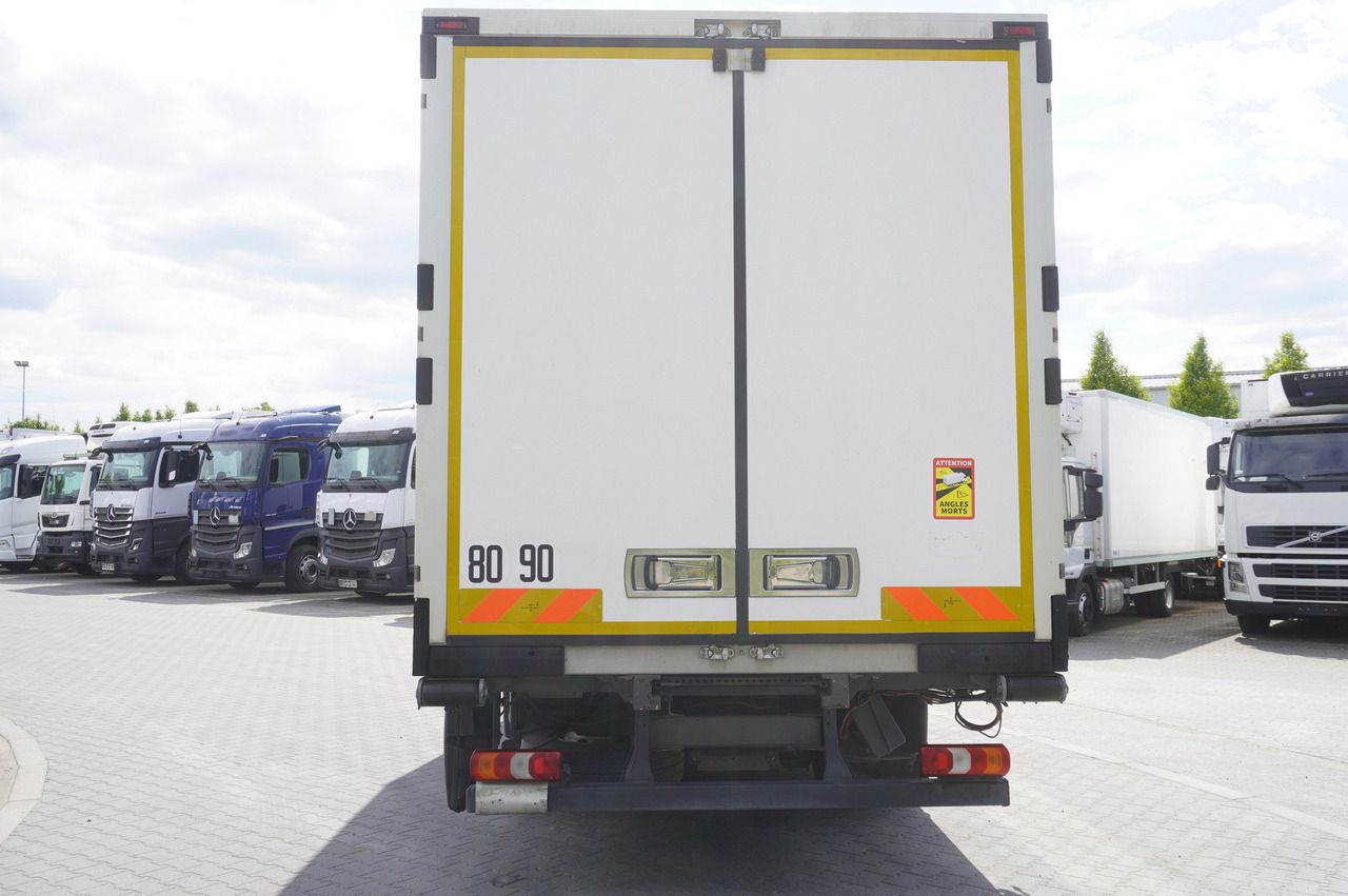MERCEDES-BENZ Atego 1021 / Lamberet meat hook refrigerator / Carcass elevator 1000 kg / Thermoking T800 R - Рефрижератор камион, Камион с кран: снимка 4 MERCEDES-BENZ Atego 1021 / Lamberet meat hook refrigerator / Carcass elevator 1000 kg / Thermoking T800 R - Рефрижератор камион, Камион с кран: снимка 4