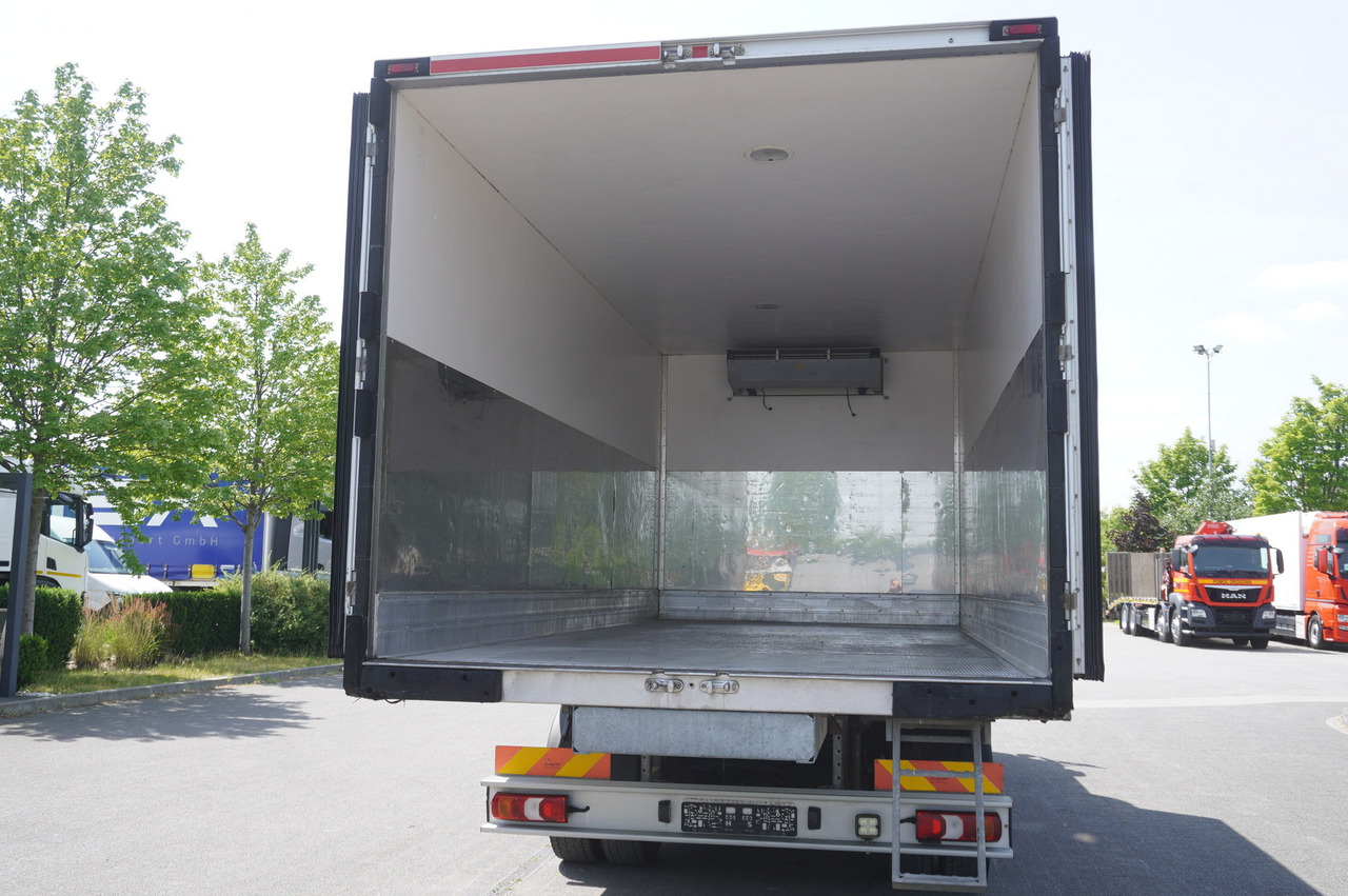 MERCEDES-BENZ Atego 1223 / Lamberet Refrigerator / Full ADR / Sleeper cab / 175 tho. km - Рефрижератор камион: снимка 5 MERCEDES-BENZ Atego 1223 / Lamberet Refrigerator / Full ADR / Sleeper cab / 175 tho. km - Рефрижератор камион: снимка 5