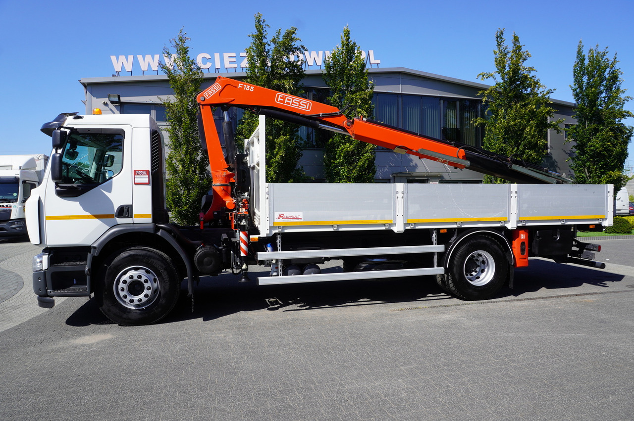 RENAULT C280 DTI 8 / FASSI crane 5.6 T / range 8 m / Flatbed 15 EPAL - Бордови камион, Камион с кран: снимка 4 RENAULT C280 DTI 8 / FASSI crane 5.6 T / range 8 m / Flatbed 15 EPAL - Бордови камион, Камион с кран: снимка 4