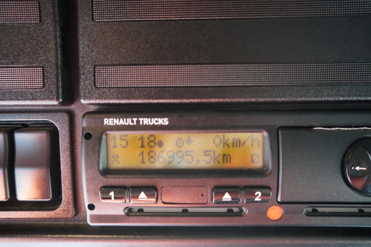 RENAULT D12 / 180,000 km / frame 9.15 m - Шаси кабина: снимка 3 RENAULT D12 / 180,000 km / frame 9.15 m - Шаси кабина: снимка 3