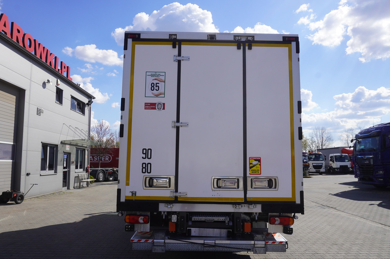 RENAULT D12 / Lamberet refrigerated truck / Dhollandia tail lift 1500 kg / 130 thousand km !! - Рефрижератор камион: снимка 4 RENAULT D12 / Lamberet refrigerated truck / Dhollandia tail lift 1500 kg / 130 thousand km !! - Рефрижератор камион: снимка 4