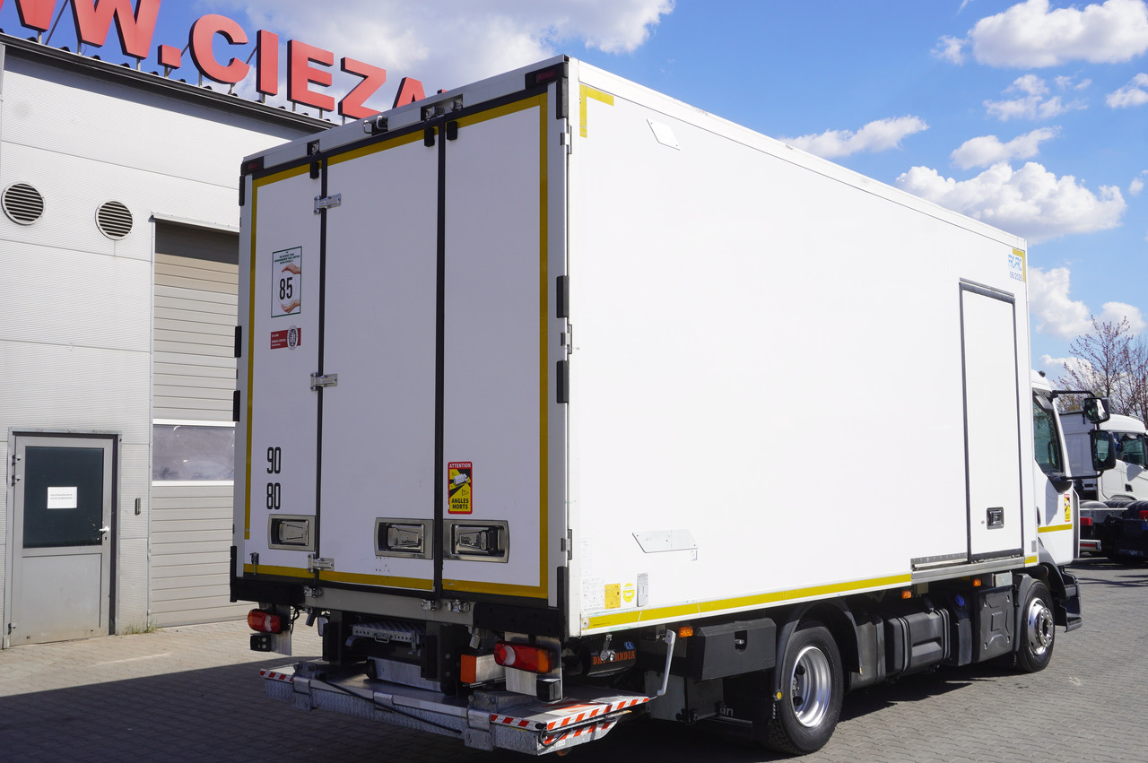 RENAULT D12 / Lamberet refrigerated truck / Dhollandia tail lift 1500 kg / 130 thousand km !! - Рефрижератор камион: снимка 3 RENAULT D12 / Lamberet refrigerated truck / Dhollandia tail lift 1500 kg / 130 thousand km !! - Рефрижератор камион: снимка 3