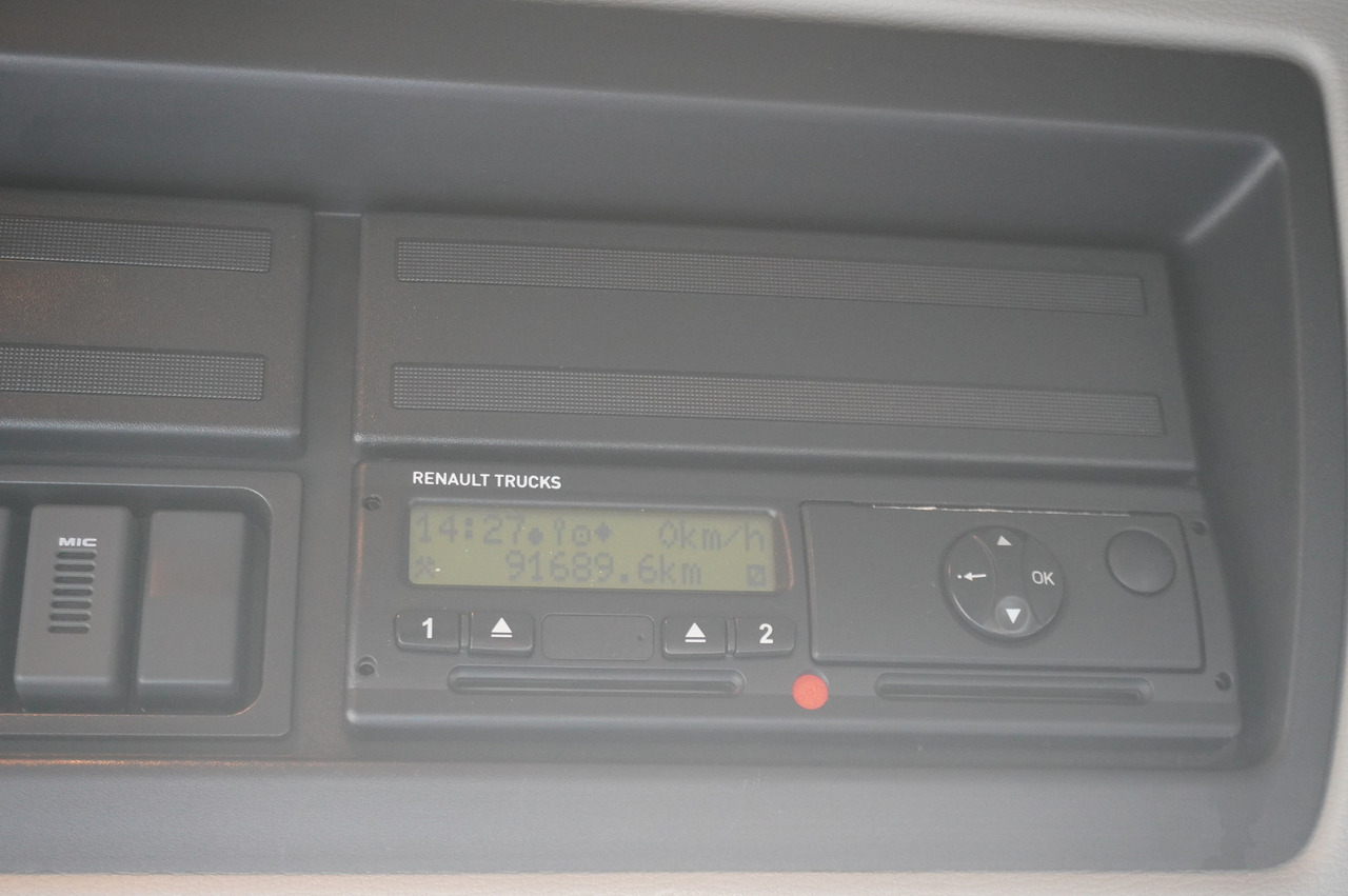 RENAULT D13 / 90 tho km !!! / Meat hook refrigerator / Thermoking T800R / 2 units - Рефрижератор камион: снимка 2 RENAULT D13 / 90 tho km !!! / Meat hook refrigerator / Thermoking T800R / 2 units - Рефрижератор камион: снимка 2