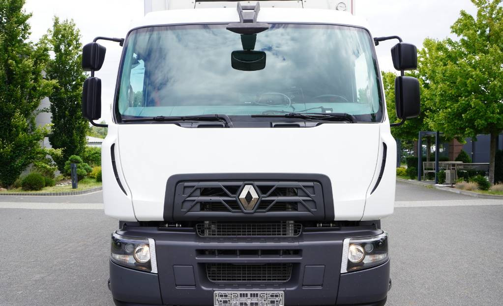 RENAULT D19 285 HP E6 Cold storage/ ATP/FNA / 22 Pallets / BITEMPERATURE - Рефрижератор камион: снимка 2 RENAULT D19 285 HP E6 Cold storage/ ATP/FNA / 22 Pallets / BITEMPERATURE - Рефрижератор камион: снимка 2