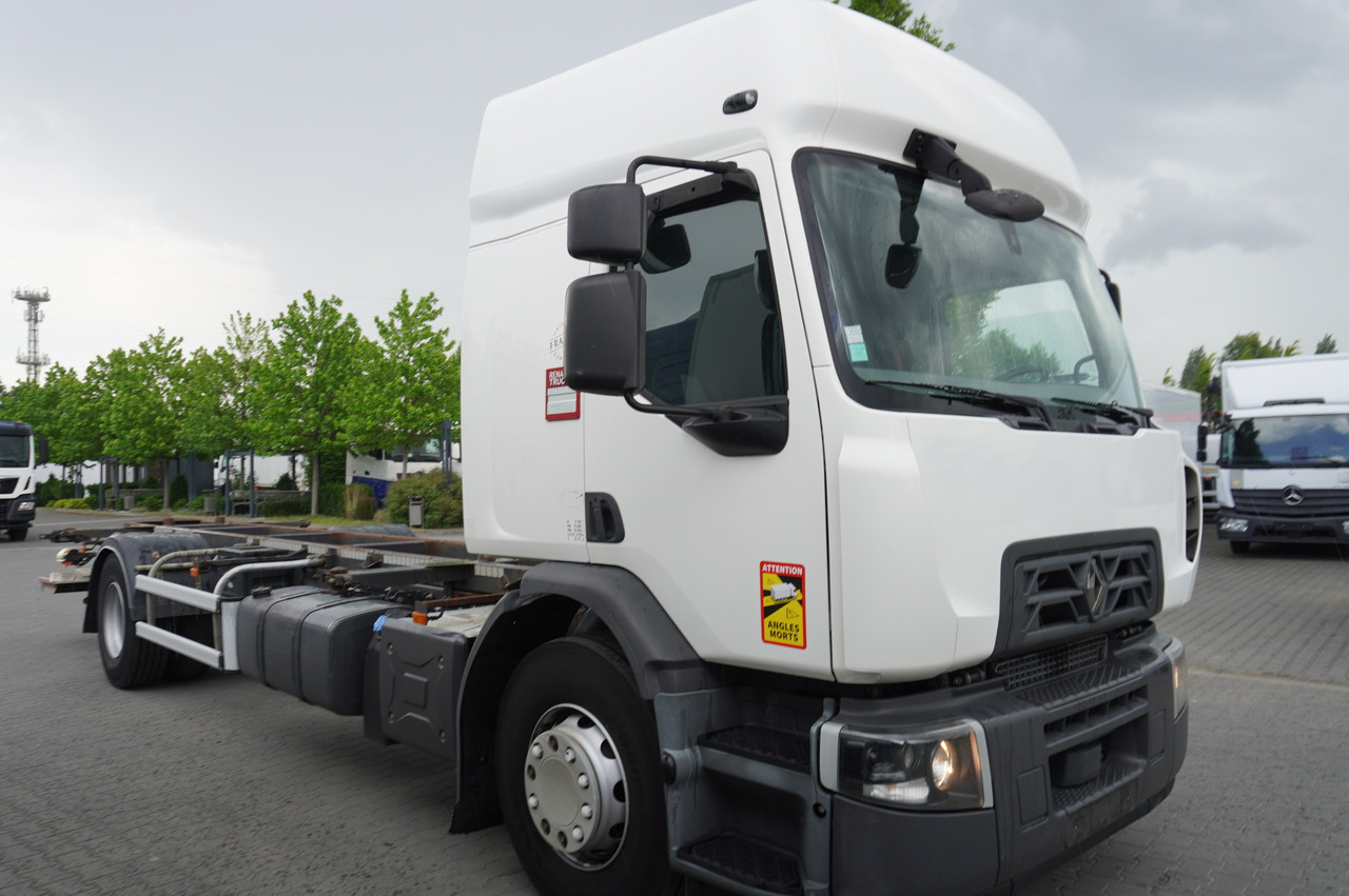 RENAULT D19 Wide Glob / BDF / load capacity 11t / 280 thousand km / tail lift - Шаси кабина: снимка 1 RENAULT D19 Wide Glob / BDF / load capacity 11t / 280 thousand km / tail lift - Шаси кабина: снимка 1
