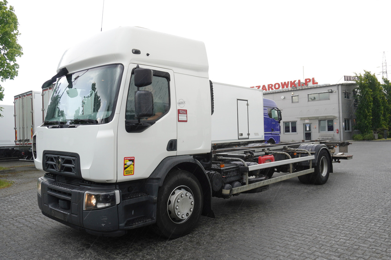 RENAULT D19 Wide Glob / BDF / load capacity 11t / 280 thousand km / tail lift - Шаси кабина: снимка 2 RENAULT D19 Wide Glob / BDF / load capacity 11t / 280 thousand km / tail lift - Шаси кабина: снимка 2
