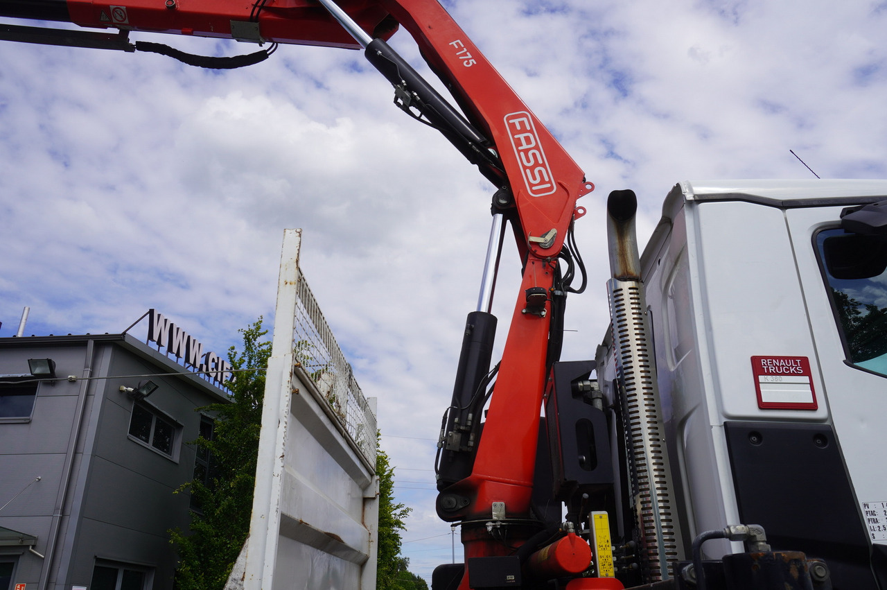 Камион с кран RENAULT K380 6x4 / FASSI F175 crane 7.85 t / 120 thousand km!: снимка 12