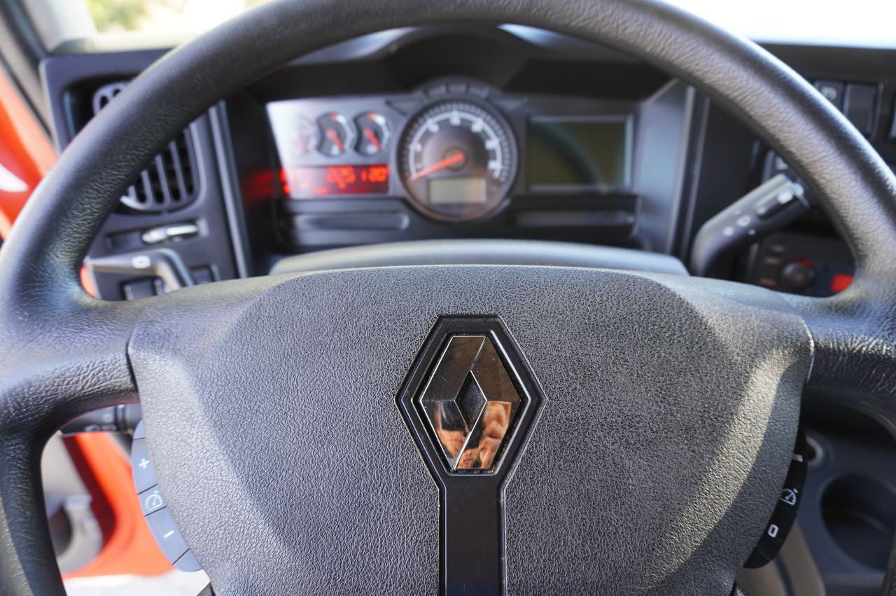 Камион с брезент RENAULT Midlum 12.245 / dropside / sleeper / 18 pallets: снимка 19