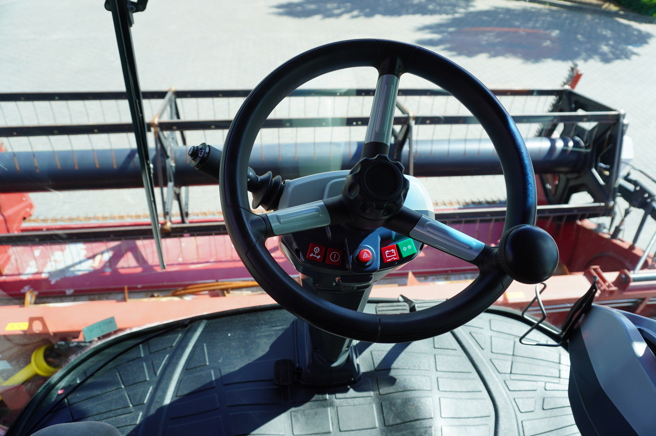 Зърнокомбайн ROSTSELMASH VECTOR 425 RSM-101 grain harvester + Header 5 m + rapeseed harvesting extension / 2300 MTH: снимка 21 Зърнокомбайн ROSTSELMASH VECTOR 425 RSM-101 grain harvester + Header 5 m + rapeseed harvesting extension / 2300 MTH: снимка 21