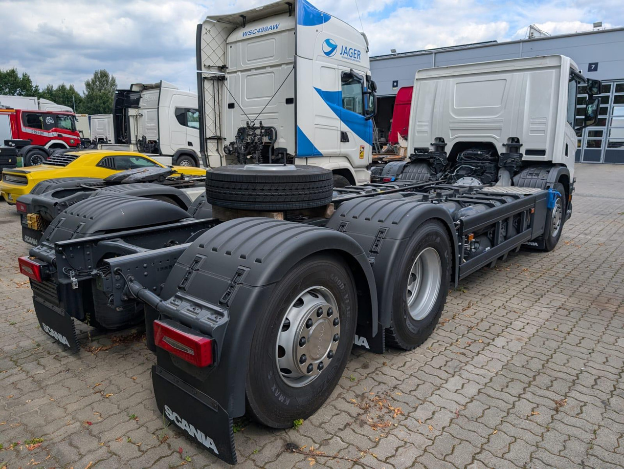 SCANIA P 340 B6x2*4NA / chassis frame / steering axle / CNG - Шаси кабина: снимка 5 SCANIA P 340 B6x2*4NA / chassis frame / steering axle / CNG - Шаси кабина: снимка 5