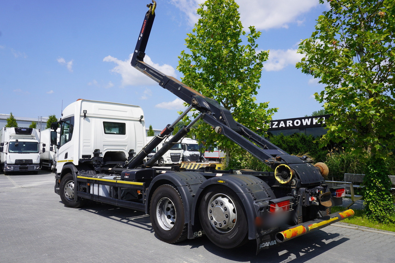 SCANIA P410 B6X2*4NA HIAB Multilift 21t / 150 tho.km hooklift - Мултилифт с кука камион: снимка 3 SCANIA P410 B6X2*4NA HIAB Multilift 21t / 150 tho.km hooklift - Мултилифт с кука камион: снимка 3