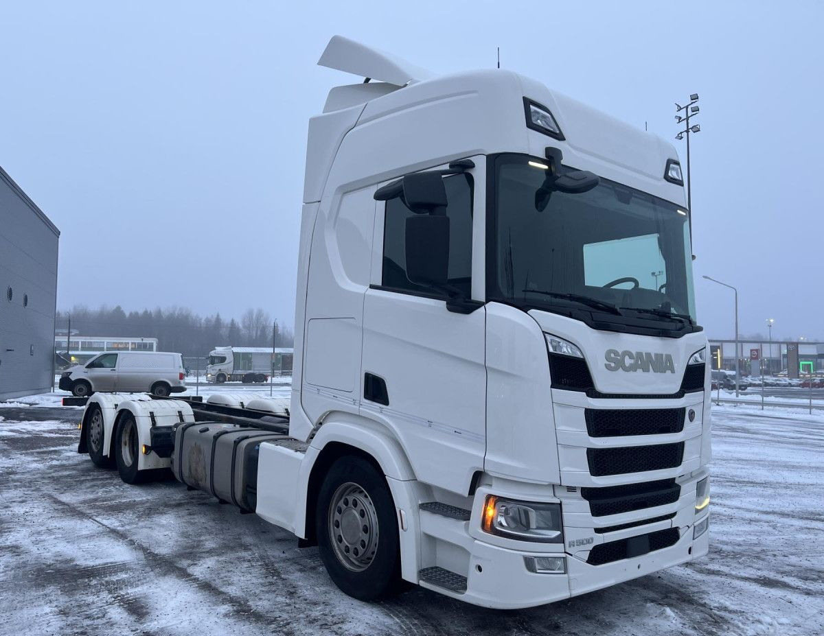 SCANIA R500 / Truck chassis / Retarder / Sleeper cab - Шаси кабина: снимка 1 SCANIA R500 / Truck chassis / Retarder / Sleeper cab - Шаси кабина: снимка 1