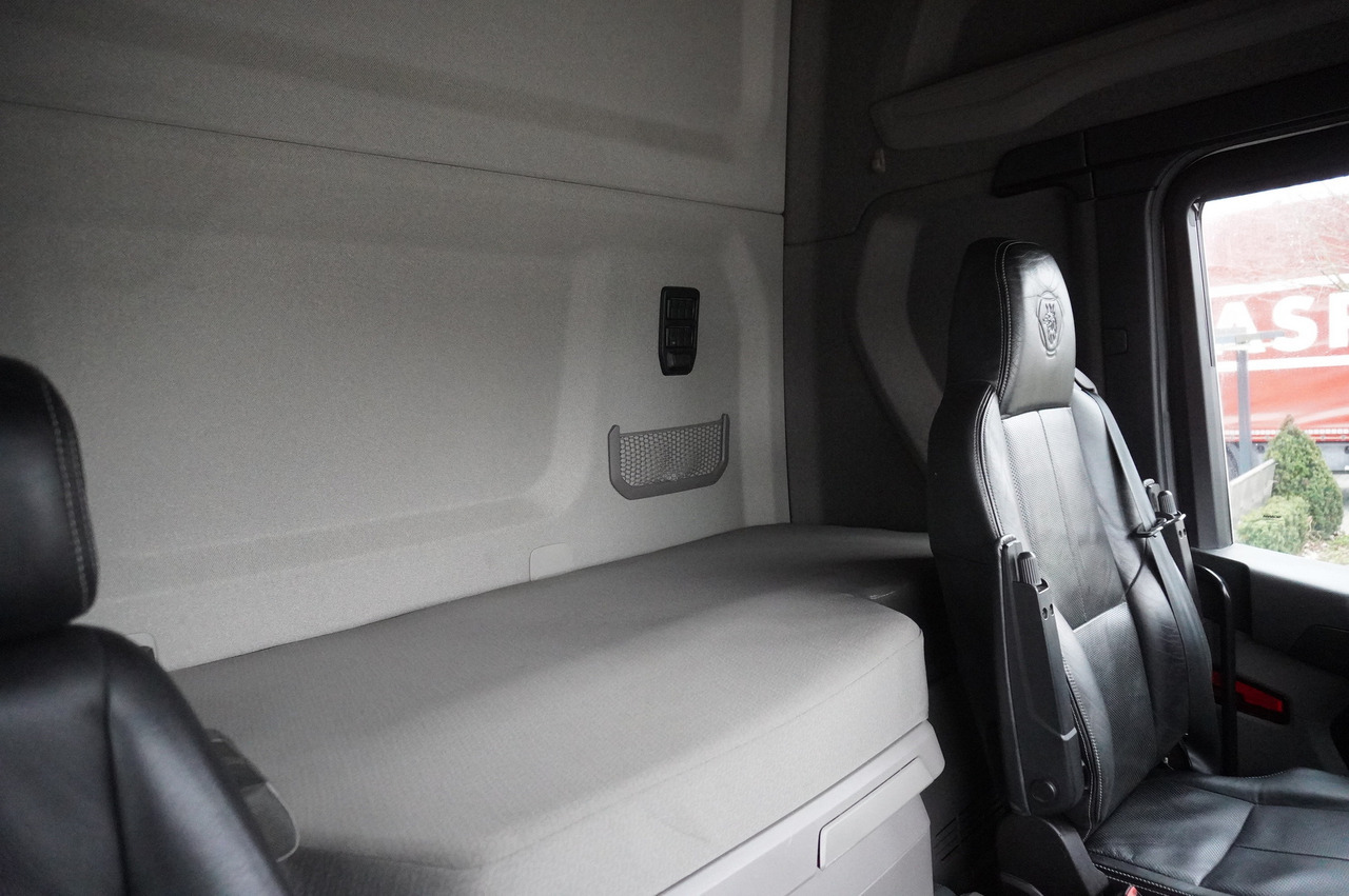 Камион с кран Scania G540 8x4 / Chassis 8.7 m / Steered axle / 2021: снимка 25