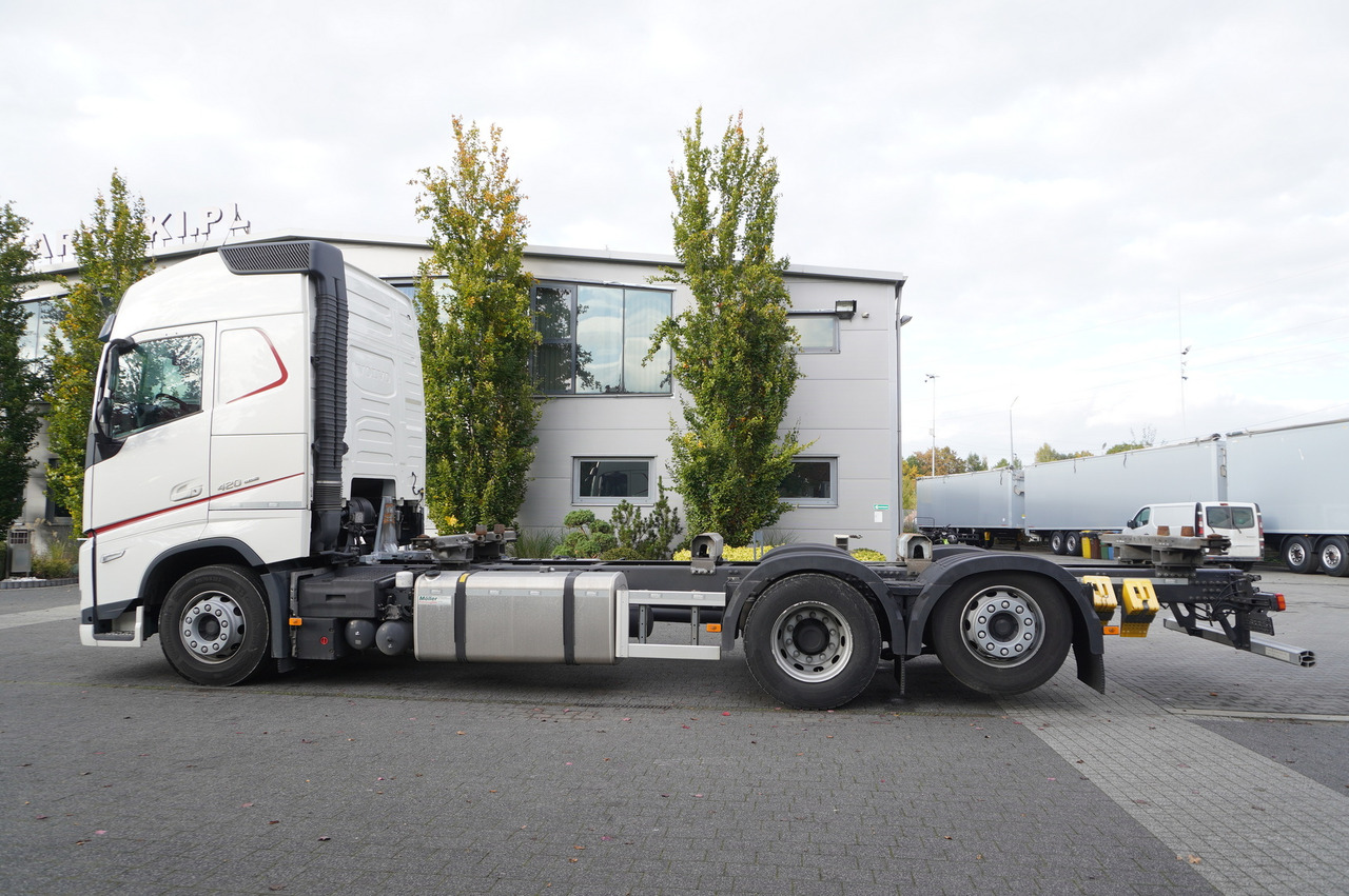 VOLVO FH 420 6x2 / BDF / 2022 - Контейнеровоз/ Сменна каросерия камион: снимка 2 VOLVO FH 420 6x2 / BDF / 2022 - Контейнеровоз/ Сменна каросерия камион: снимка 2