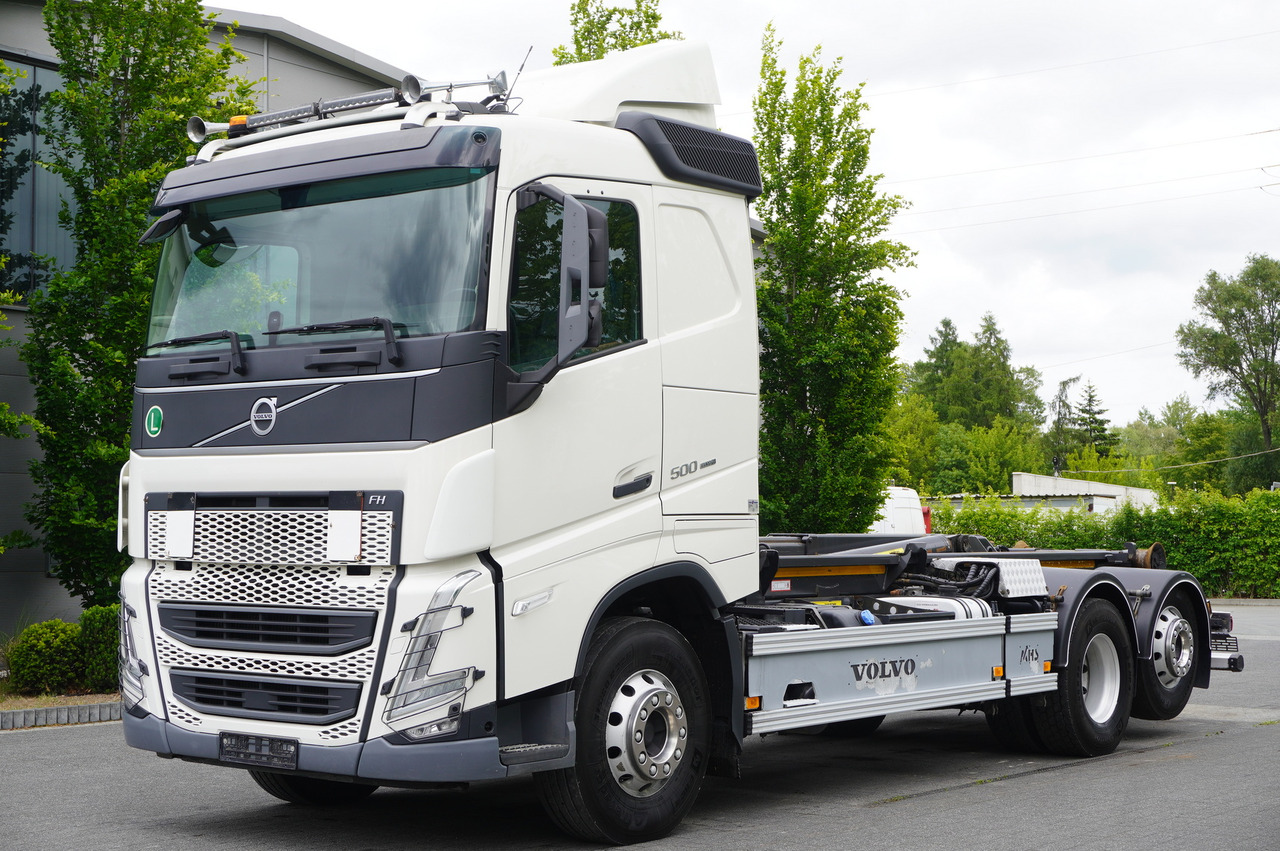 VOLVO FH 500 / VDL hooklift 21 tons / 2022 / steering 3d axle / 2 units - Мултилифт с кука камион: снимка 2 VOLVO FH 500 / VDL hooklift 21 tons / 2022 / steering 3d axle / 2 units - Мултилифт с кука камион: снимка 2