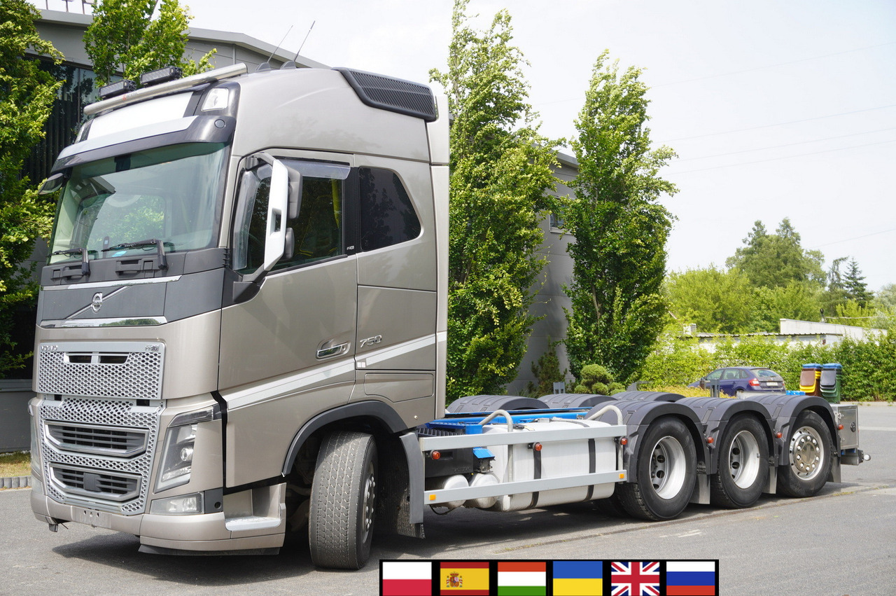 VOLVO FH16 750 8x4x4 / 750 HP! / Frame 685 cm / Steered 4th axle - Шаси кабина: снимка 1 VOLVO FH16 750 8x4x4 / 750 HP! / Frame 685 cm / Steered 4th axle - Шаси кабина: снимка 1
