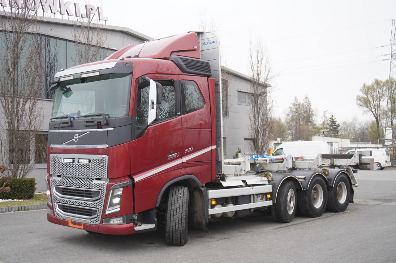 VOLVO FH16 750 / Frame 8 m / 750 HP! / 2021 / stanchion superstructure - Камион за дърва: снимка 1 VOLVO FH16 750 / Frame 8 m / 750 HP! / 2021 / stanchion superstructure - Камион за дърва: снимка 1
