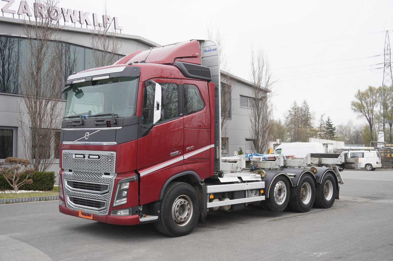 VOLVO FH16 750 / Frame 8 m / 750 HP! / 2021 / stanchion superstructure - Камион за дърва: снимка 3 VOLVO FH16 750 / Frame 8 m / 750 HP! / 2021 / stanchion superstructure - Камион за дърва: снимка 3
