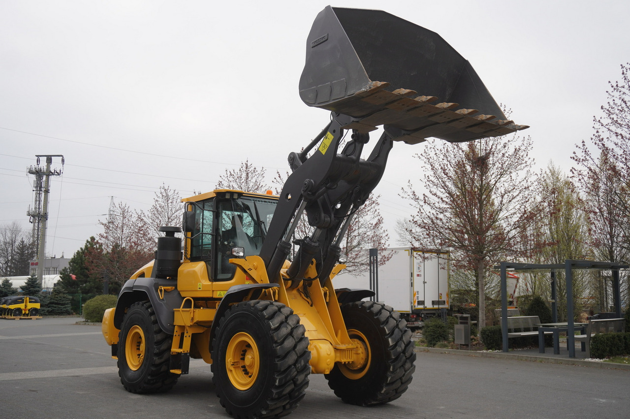VOLVO L120H - Колесен товарач: снимка 4 VOLVO L120H - Колесен товарач: снимка 4