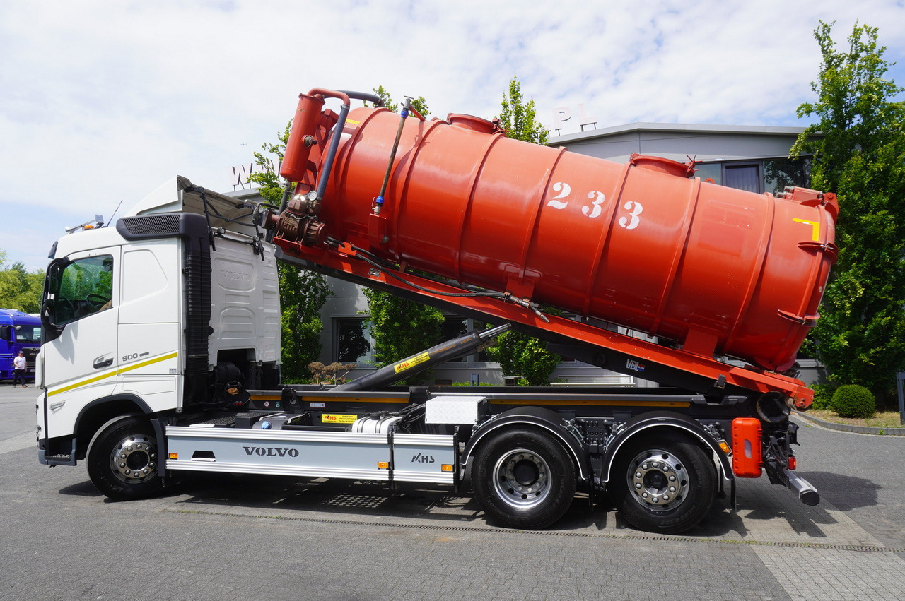 VOLVO Volvo FH 500 / Septic barrel 13000 l / Hook lift 21 t / 2022 / 3rd axle steered / 2 units - Цистерна за течен тор: снимка 3 VOLVO Volvo FH 500 / Septic barrel 13000 l / Hook lift 21 t / 2022 / 3rd axle steered / 2 units - Цистерна за течен тор: снимка 3