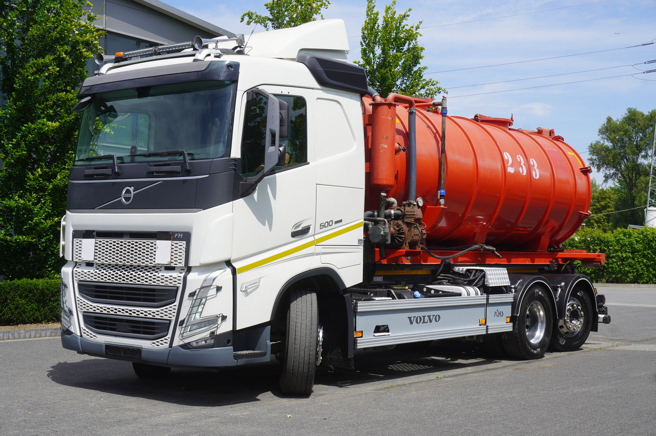 VOLVO Volvo FH 500 / Septic barrel 13000 l / Hook lift 21 t / 2022 / 3rd axle steered / 2 units - Цистерна за течен тор: снимка 2 VOLVO Volvo FH 500 / Septic barrel 13000 l / Hook lift 21 t / 2022 / 3rd axle steered / 2 units - Цистерна за течен тор: снимка 2