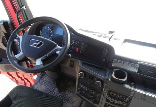 MAN TGX 18.510 4x4 tractor unit / 510 HP / Sleeper cab - Влекач: снимка 5 MAN TGX 18.510 4x4 tractor unit / 510 HP / Sleeper cab - Влекач: снимка 5