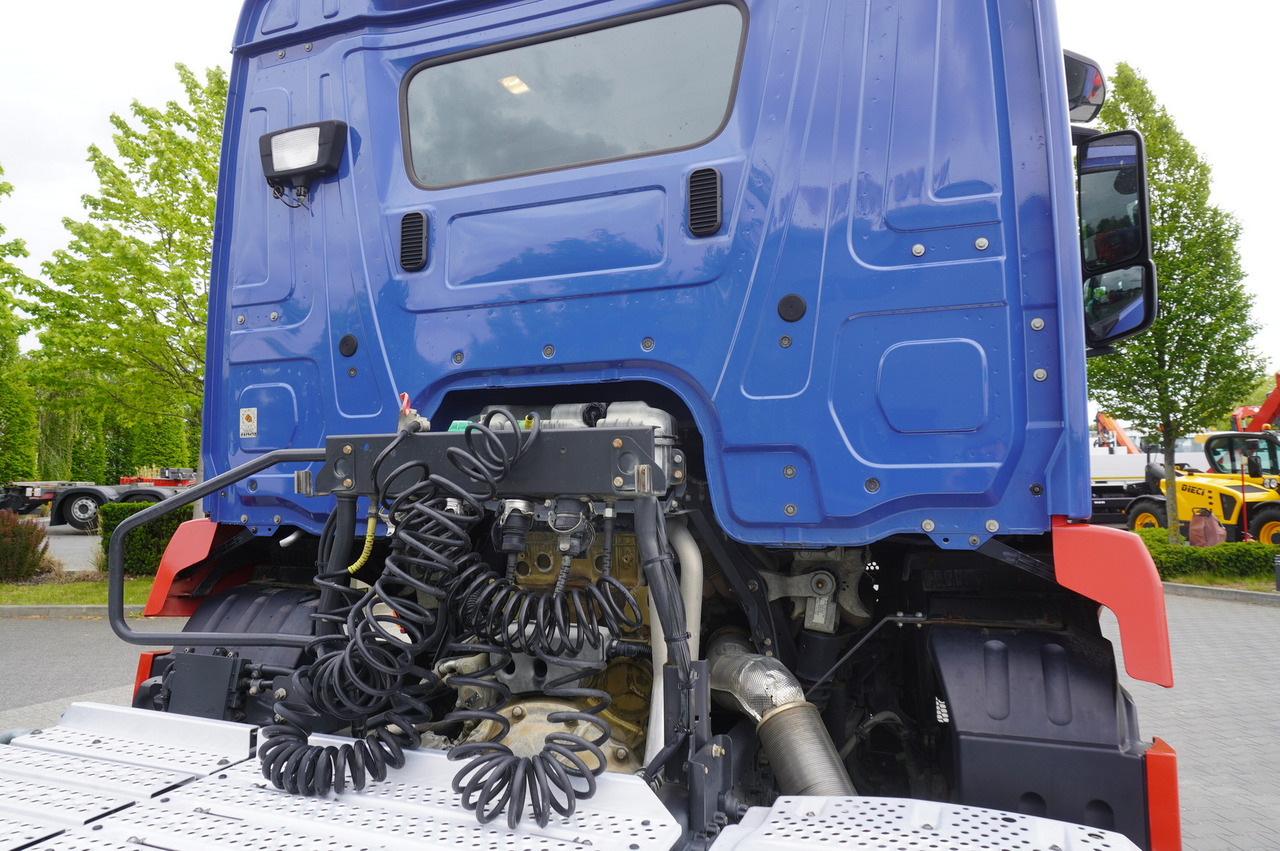 Влекач Mercedes-Benz Actros 1845 4x2 / Jost 5th wheel / 11.1 t load capacity: снимка 12