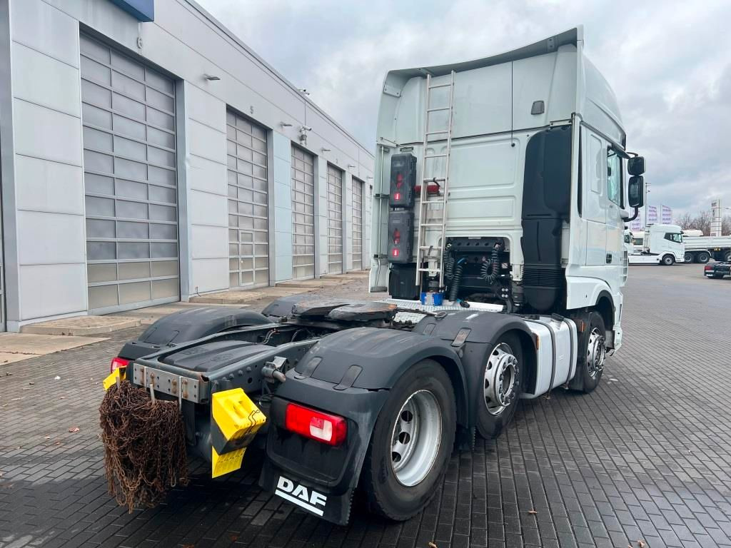 DAF XF 530 FTG 6x2 Retarder Liftlenkachse zZGG 64.5t - Влекач: снимка 4 DAF XF 530 FTG 6x2 Retarder Liftlenkachse zZGG 64.5t - Влекач: снимка 4