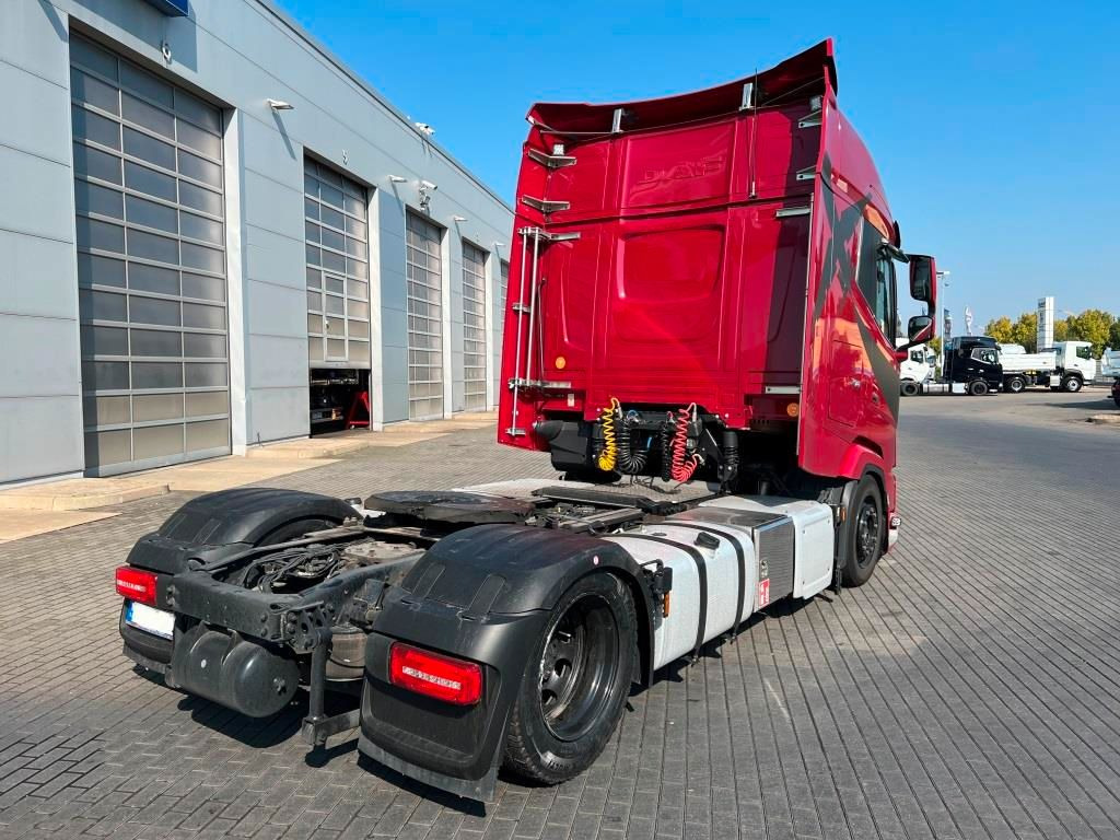 DAF XG 480 FT Low Deck Retarder Standklima 2xTank - Влекач: снимка 4 DAF XG 480 FT Low Deck Retarder Standklima 2xTank - Влекач: снимка 4