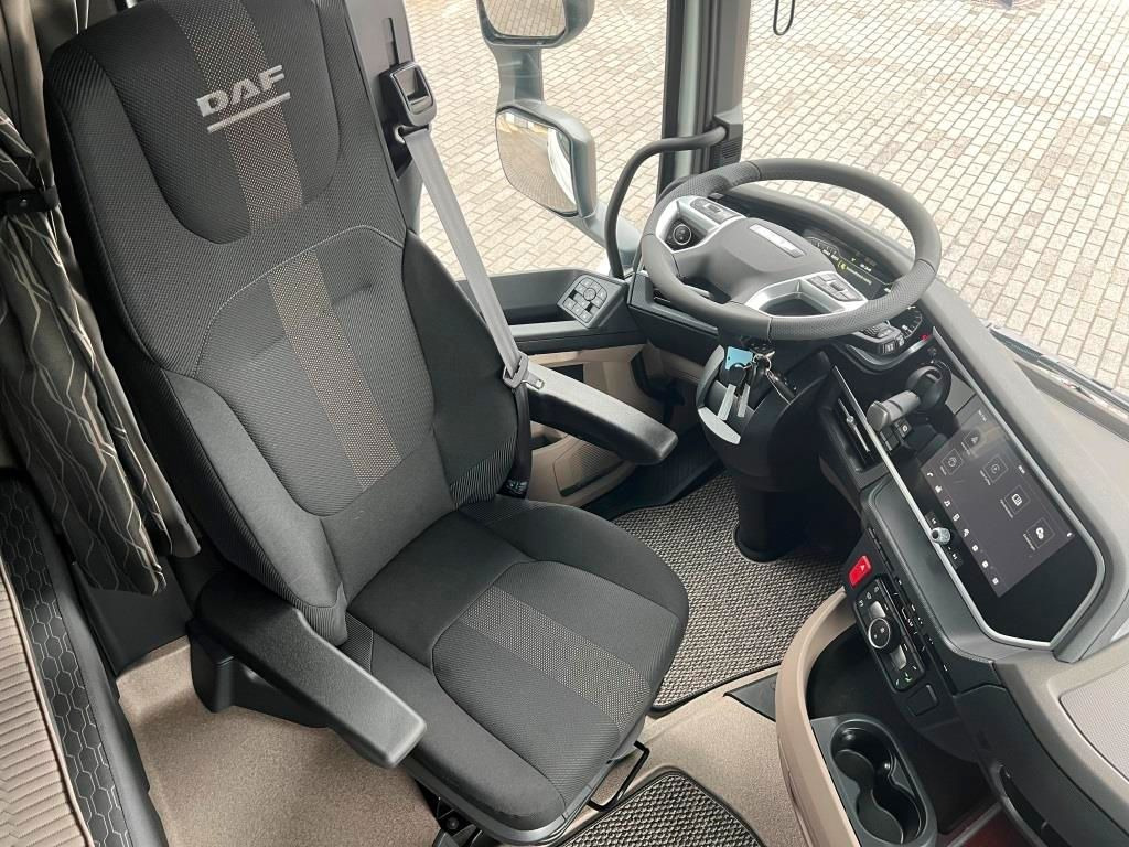DAF XG 480 Low Deck, ZF Intarder, MODELLJAHR 2025 - Влекач: снимка 5 DAF XG 480 Low Deck, ZF Intarder, MODELLJAHR 2025 - Влекач: снимка 5