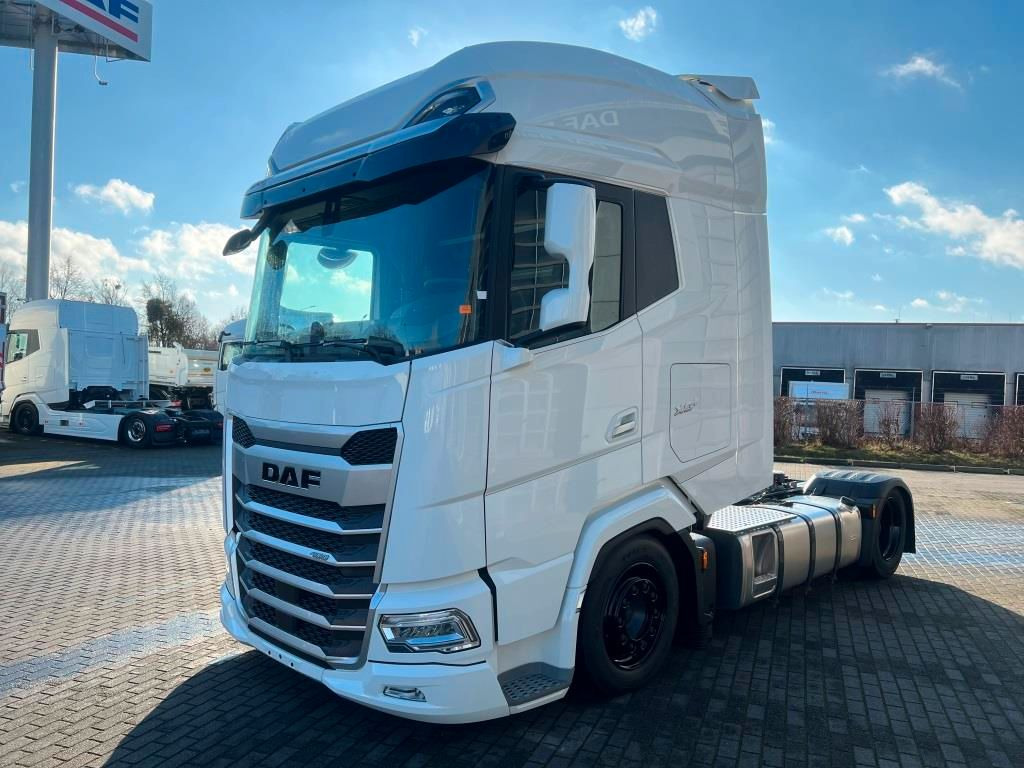 DAF XG+ 480 Low Deck, ZF Intarder, SOFORT VERFÜGBAR - Влекач: снимка 3 DAF XG+ 480 Low Deck, ZF Intarder, SOFORT VERFÜGBAR - Влекач: снимка 3
