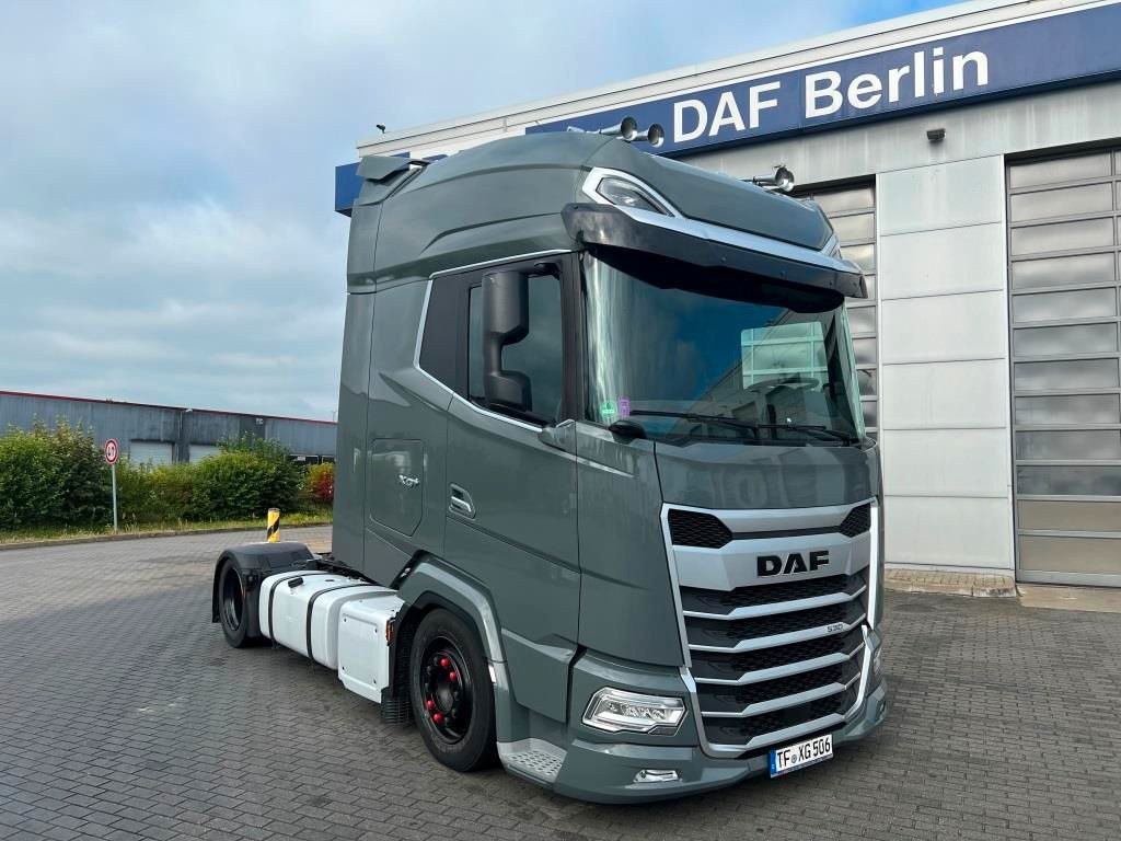 DAF XG+ 530 FT Low Deck Standklima Retarder 2xTank - Влекач: снимка 1 DAF XG+ 530 FT Low Deck Standklima Retarder 2xTank - Влекач: снимка 1