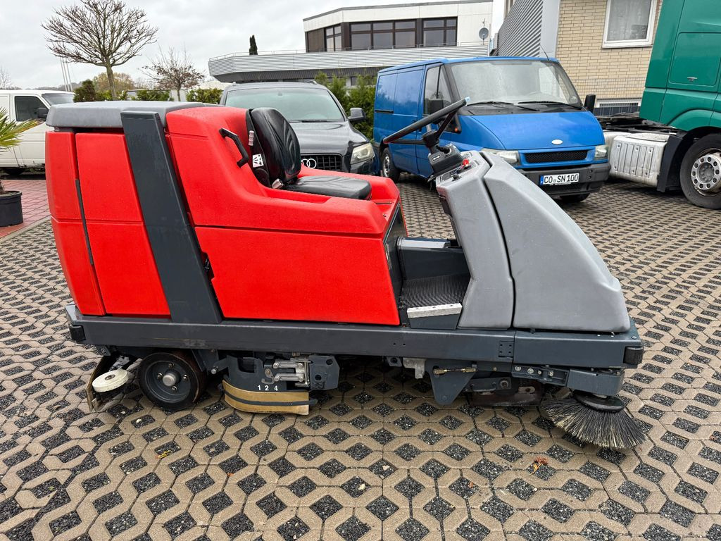 Hakomatic B1100 Kehr- Nass- Scheuersaugmaschine - Подопочистваща машина: снимка 1 Hakomatic B1100 Kehr- Nass- Scheuersaugmaschine - Подопочистваща машина: снимка 1