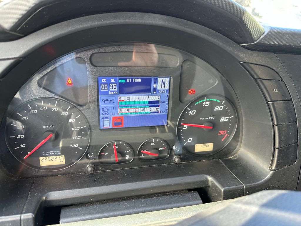 За напитки камион Iveco Stralis 310 - Intarder -LBW- Lenkachse -KM:229 T: снимка 11
