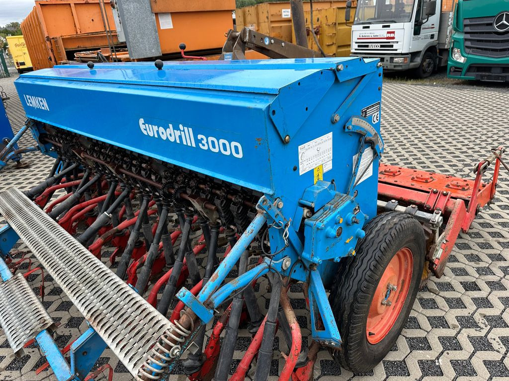 Lemken EURO 300/25 Eurodrill 3000 Güttler-breviglieri - Комбинирана сеялка: снимка 5 Lemken EURO 300/25 Eurodrill 3000 Güttler-breviglieri - Комбинирана сеялка: снимка 5