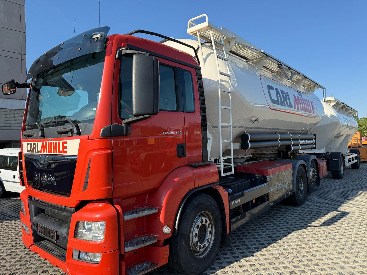 MAN TGS 26,440 Silo 31m³ Getreide Staub Rieselgüter - Каналопочистваща машина: снимка 4 MAN TGS 26,440 Silo 31m³ Getreide Staub Rieselgüter - Каналопочистваща машина: снимка 4