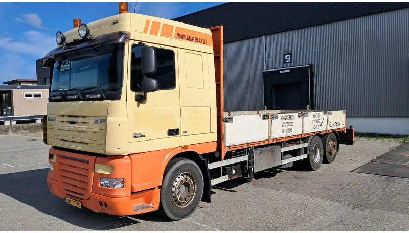 DAF XF 105 410 Spacecab 6x2 Euro 5 - Бордови камион: снимка 1 DAF XF 105 410 Spacecab 6x2 Euro 5 - Бордови камион: снимка 1