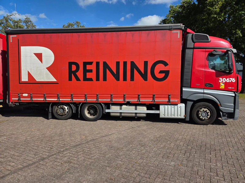 Mercedes-Benz Actros 2545 6X2 Retarder Volumecombi - Камион с брезент: снимка 3 Mercedes-Benz Actros 2545 6X2 Retarder Volumecombi - Камион с брезент: снимка 3