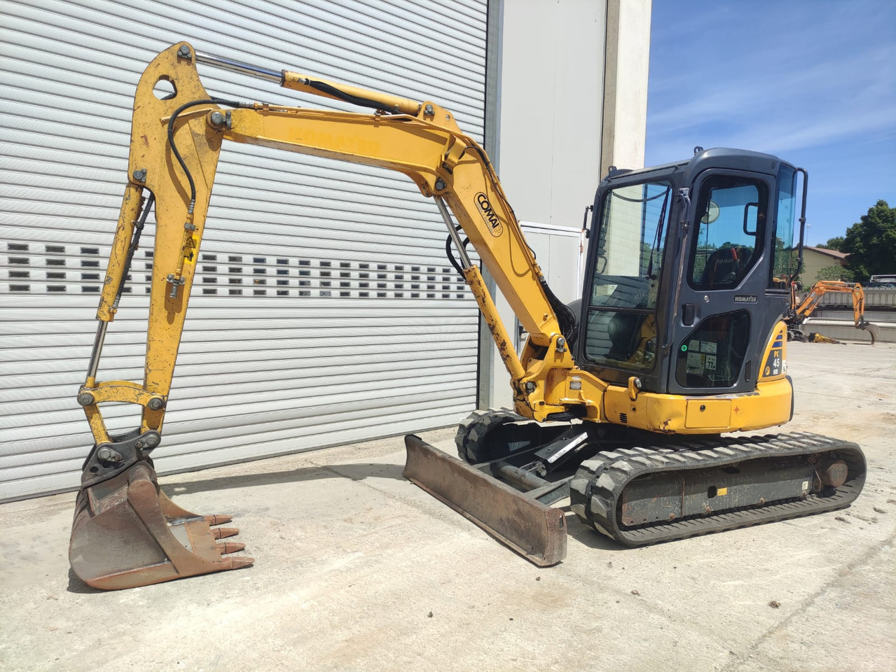 KOMATSU PC45MR-3 - Мини багер: снимка 1 KOMATSU PC45MR-3 - Мини багер: снимка 1
