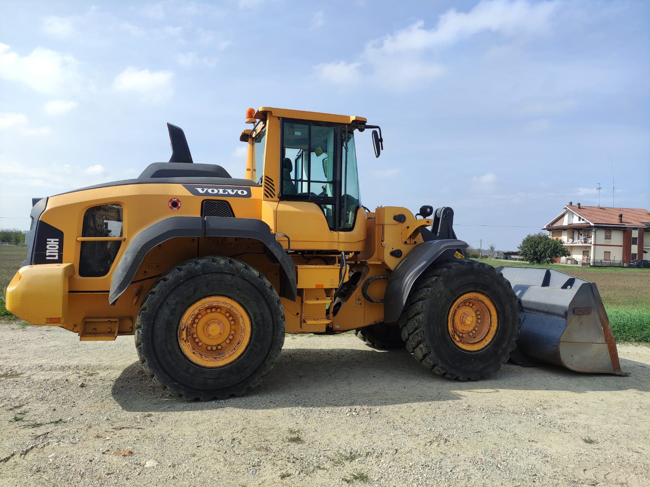 VOLVO L110H - Колесен товарач: снимка 3 VOLVO L110H - Колесен товарач: снимка 3