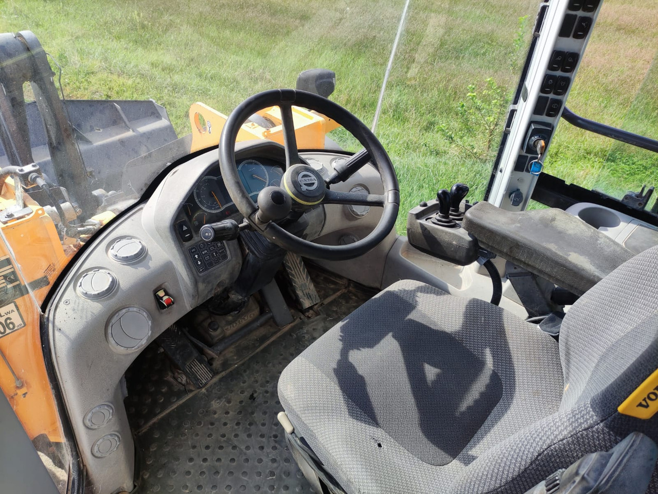 VOLVO L110H - Колесен товарач: снимка 5 VOLVO L110H - Колесен товарач: снимка 5
