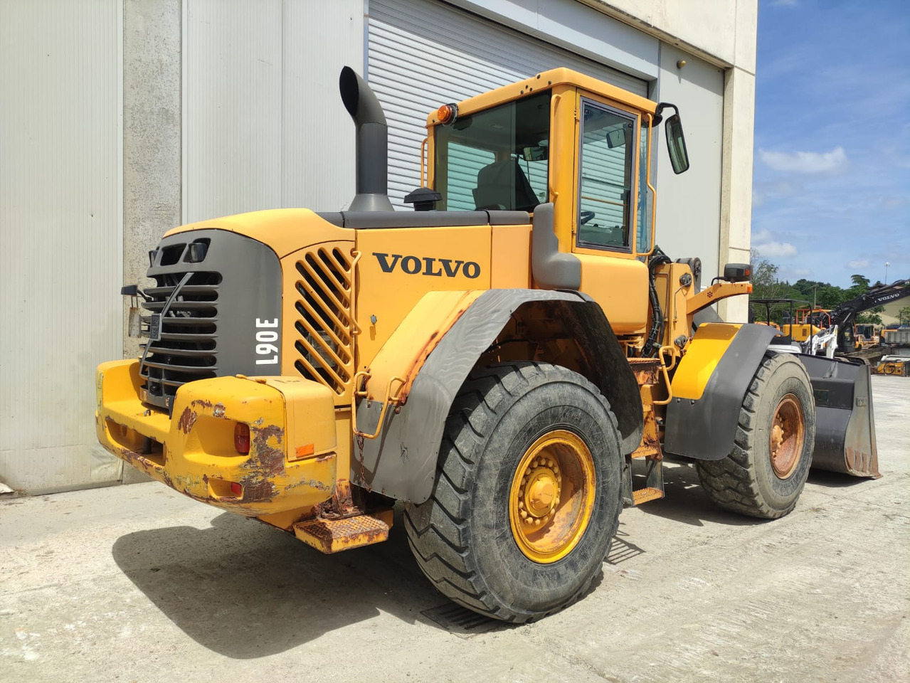 VOLVO L90E - Колесен товарач: снимка 4 VOLVO L90E - Колесен товарач: снимка 4