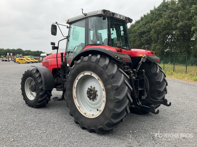 2002 Massey Ferguson 8240 4WD Tractor - Трактор: снимка 3 2002 Massey Ferguson 8240 4WD Tractor - Трактор: снимка 3