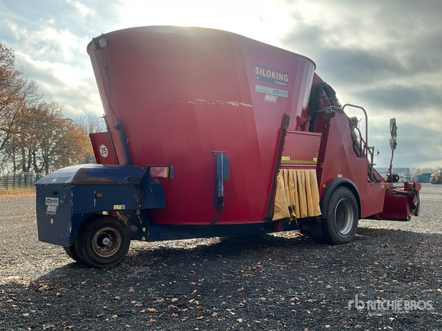 2011 Mayer Siloking 14 Feed Grinder - Миксер-вагон: снимка 4 2011 Mayer Siloking 14 Feed Grinder - Миксер-вагон: снимка 4