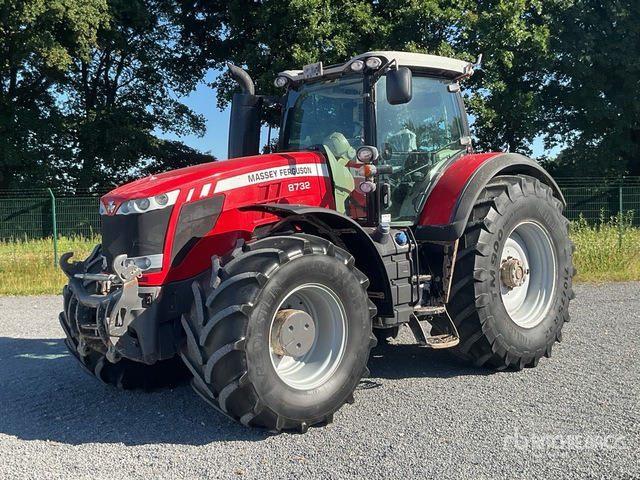 2015 Massey Ferguson 8732 Dyna-VT 4WD Tractor - Трактор: снимка 1 2015 Massey Ferguson 8732 Dyna-VT 4WD Tractor - Трактор: снимка 1