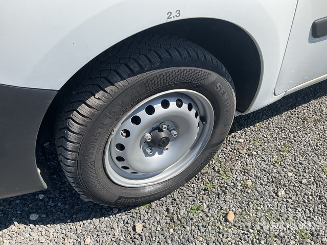 2021 Renault Kangoo 1.5DCI MAXI Cargo Van - Лекотоварен автомобил: снимка 5 2021 Renault Kangoo 1.5DCI MAXI Cargo Van - Лекотоварен автомобил: снимка 5